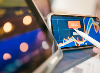 Händler mit Fokus auf mehrere Märkte untersucht Optionen für Bitcoin, Ethereum und Forex