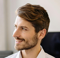 Porträt von Michael Brennan, Chief Technology Officer und Führungskraft im Fintech- und Kryptowährungsbereich